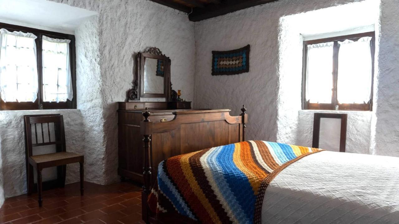 Villa Casa Da Pedreira à Mosteiros  Extérieur photo